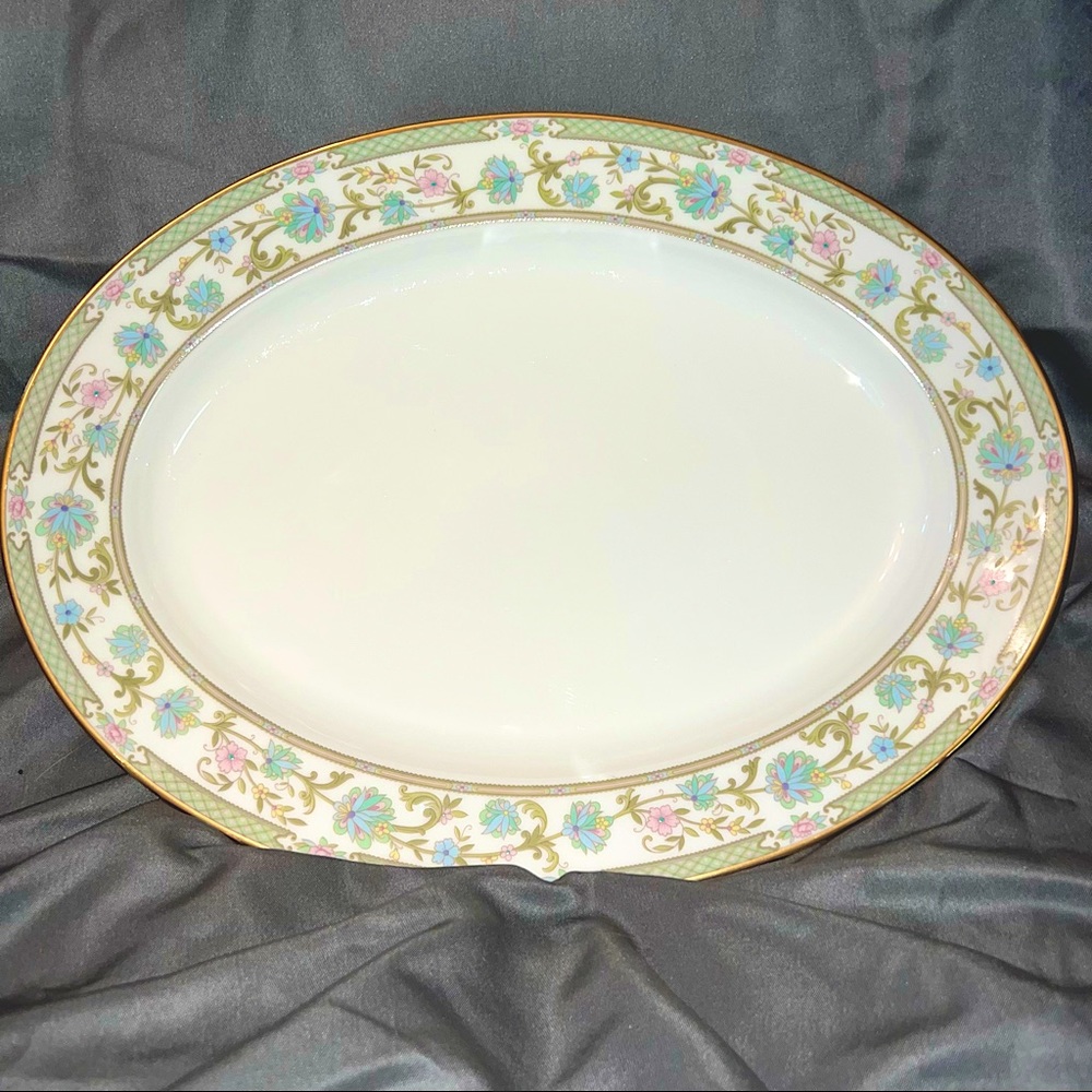 Noritake Ivory China 7194 oval Serving Platter 14 by 10 1/2